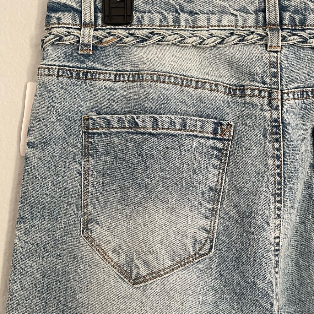 Kensie Light Blue Flare Jeans Retro Luxe Stretch
Color: Stone Wash Size: 14/32 - Picture 7 of 13